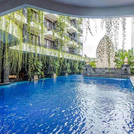 Zen Rooms Seminyak Pangkung Sari Esterno foto