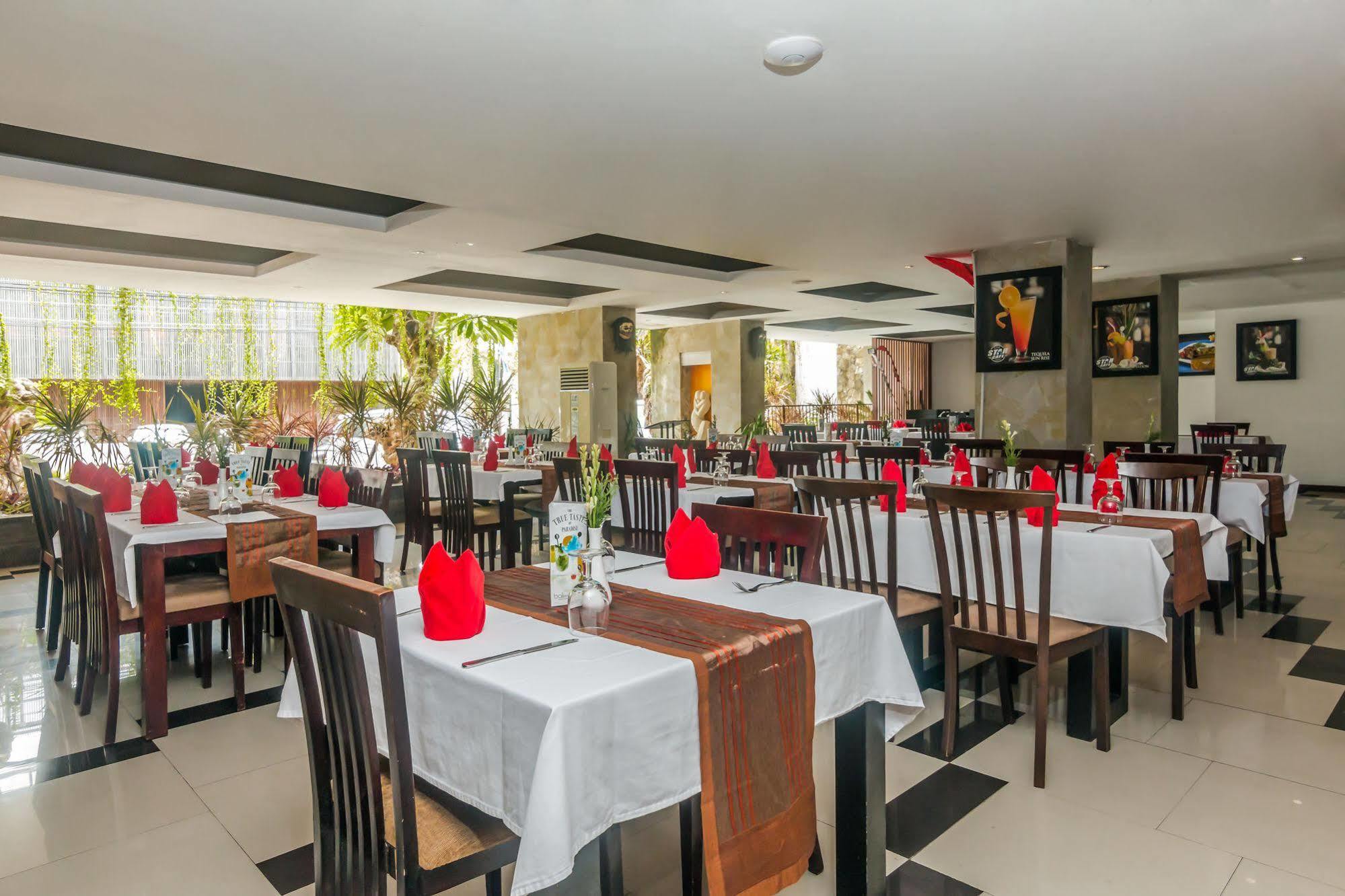 Zen Rooms Seminyak Pangkung Sari Esterno foto